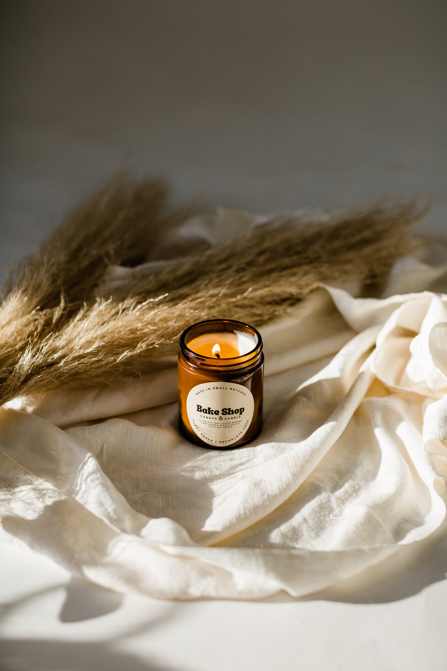 Bake Shop 9oz Soy Candle made in Canada by Canapa Candle in Louisbourg, Cape Breton Island, Nova Scotia - Vegan, Paraben and Phthalate free - Smells like: Espresso, Vanilla, Cream, Cinnamon, Honey, Caramel