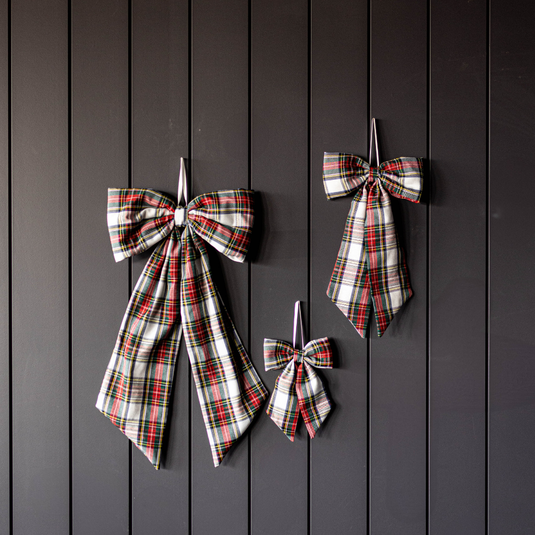 Bow Holiday Red Plaid Fabric: Small