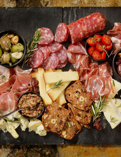 Canapa Candle - Wick & Sip Candle Making Workshop: March 30th Easter Weekend