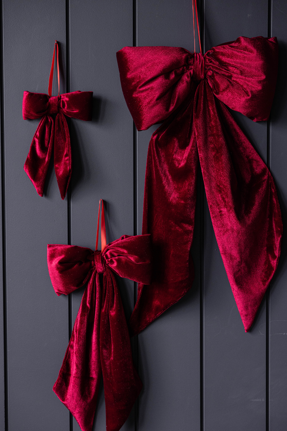 Bows Red Velvet Fabric: Small