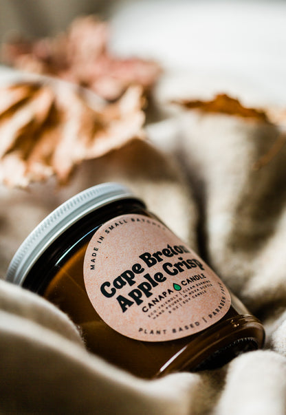 Cape Breton Apple Crisp 9oz Soy Candle made in Canada by Canapa Candle in Louisbourg, Cape Breton Island, Nova Scotia - Vegan, Paraben and Phthalate free - Smells like:  Tart Granny Smith Apples, Baked Maple Oats, Cinnamon, Vanilla