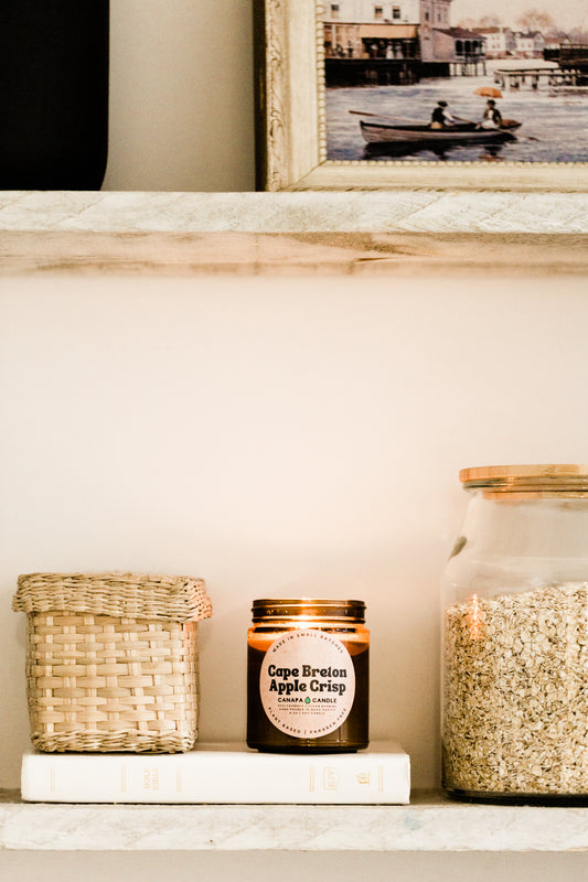 Cape Breton Apple Crisp 9oz Soy Candle made in Canada by Canapa Candle in Louisbourg, Cape Breton Island, Nova Scotia - Vegan, Paraben and Phthalate free - Smells like:  Tart Granny Smith Apples, Baked Maple Oats, Cinnamon, Vanilla