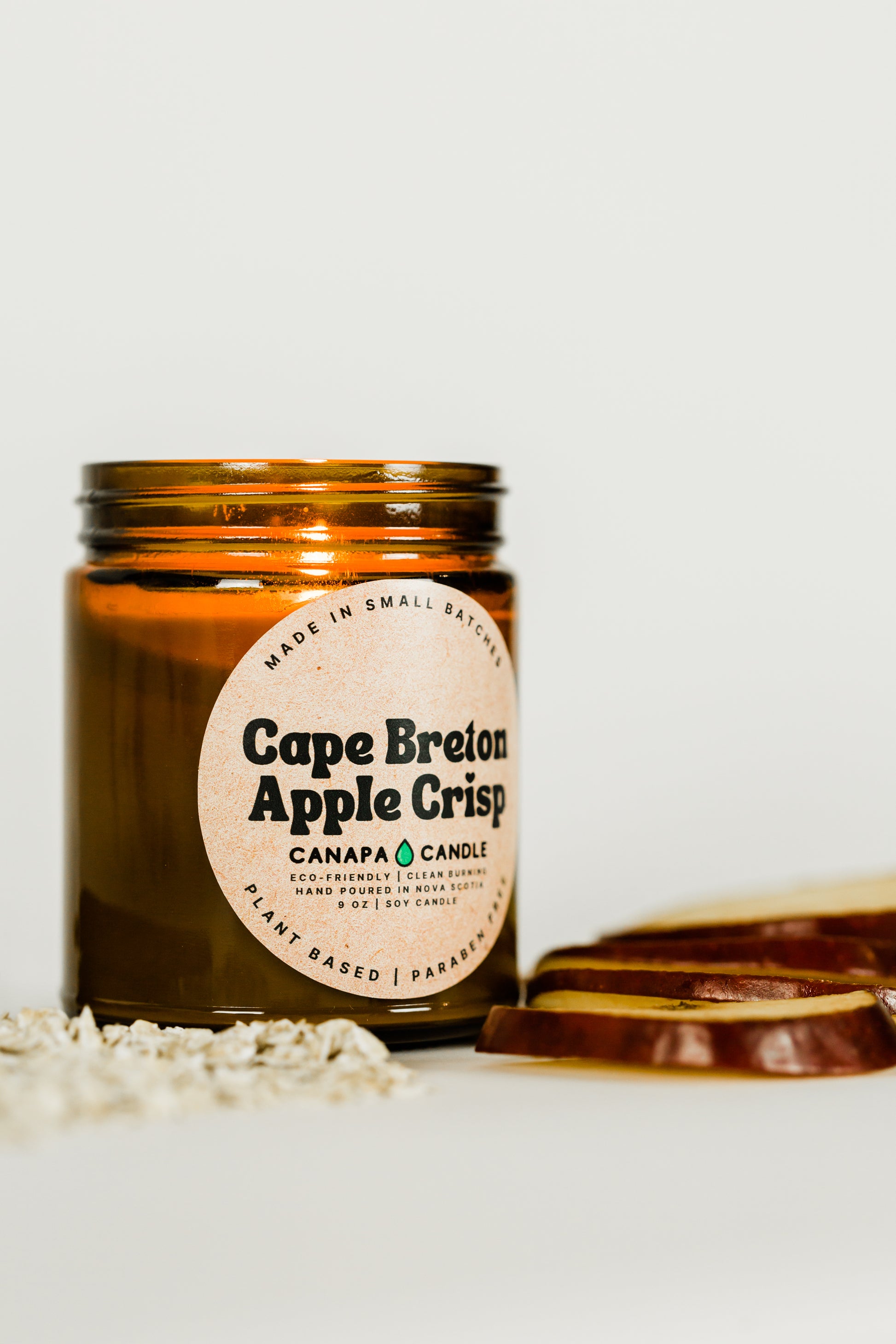 Cape Breton Apple Crisp 9oz Soy Candle made in Canada by Canapa Candle in Louisbourg, Cape Breton Island, Nova Scotia - Vegan, Paraben and Phthalate free - Smells like:  Tart Granny Smith Apples, Baked Maple Oats, Cinnamon, Vanilla